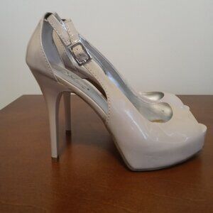 Cream Open Toe High Heels Size 7.5
